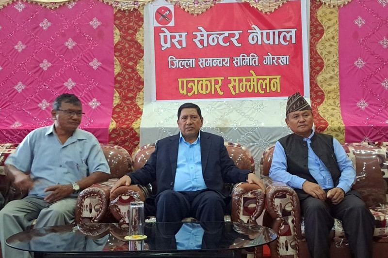 अपराधमा संलग्न सबैलाई कारबाहीको दायरामा ल्याउँछौँ : गृहमन्त्री श्रेष्ठ